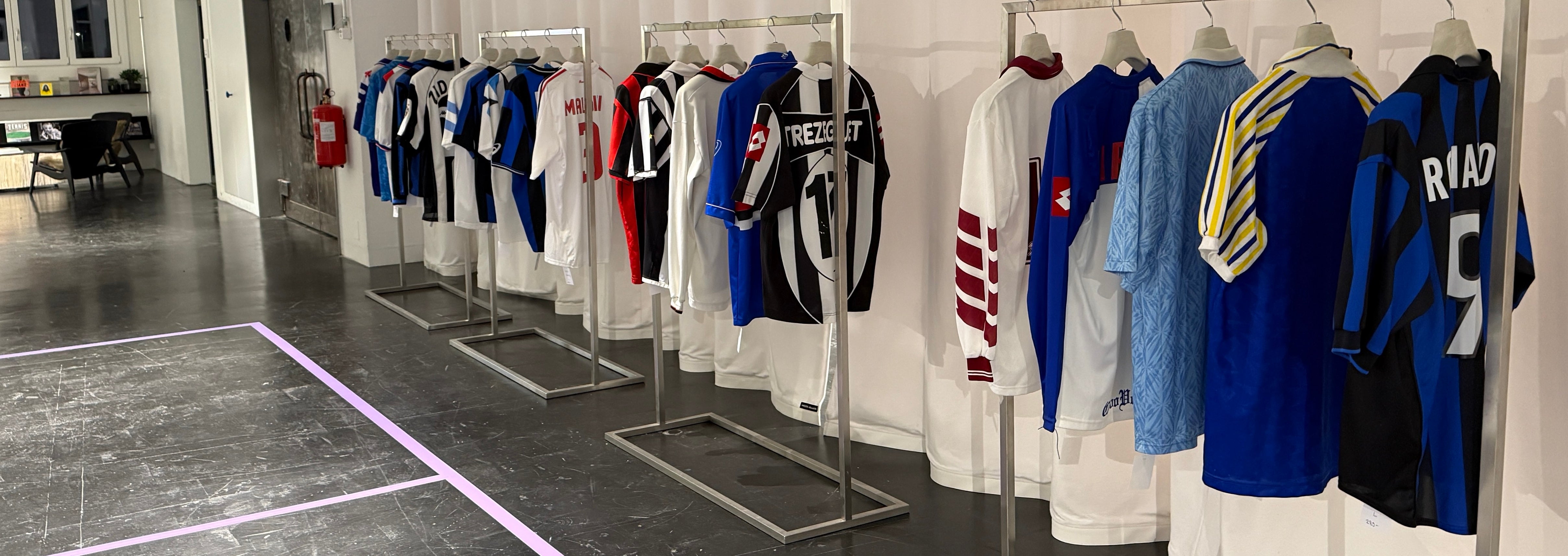 So pflegst du dein Vintage-Fussballtrikot richtig