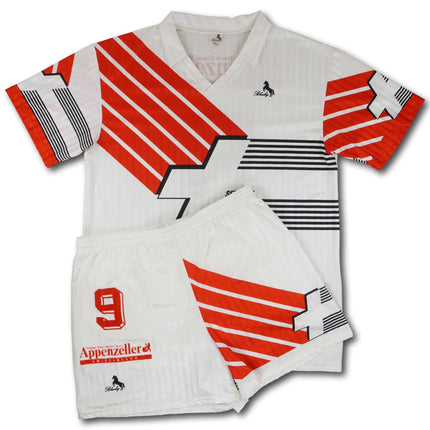 Schweiz 1990 Trikot auswärts inkl. Shorts - #9 - 8/10 - [XL]