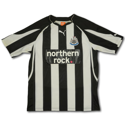 Newcastle United 2010-11 heim M Puma
