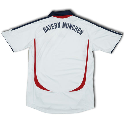 FC Bayern München 2006-07 auswärts M adidas